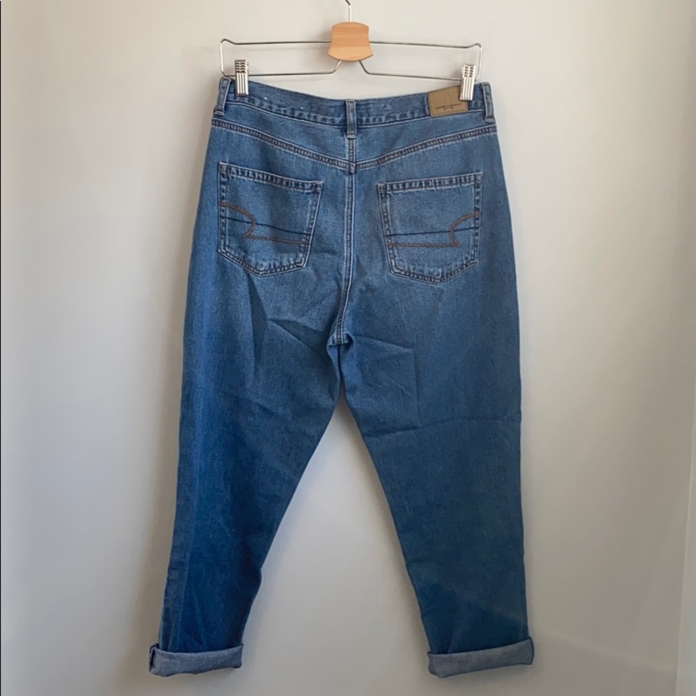 American Eagle Mom Jeans SZ 8 short - Picture 5 of 9